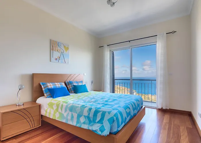 Araujo Da Costa By Hr Madeira *