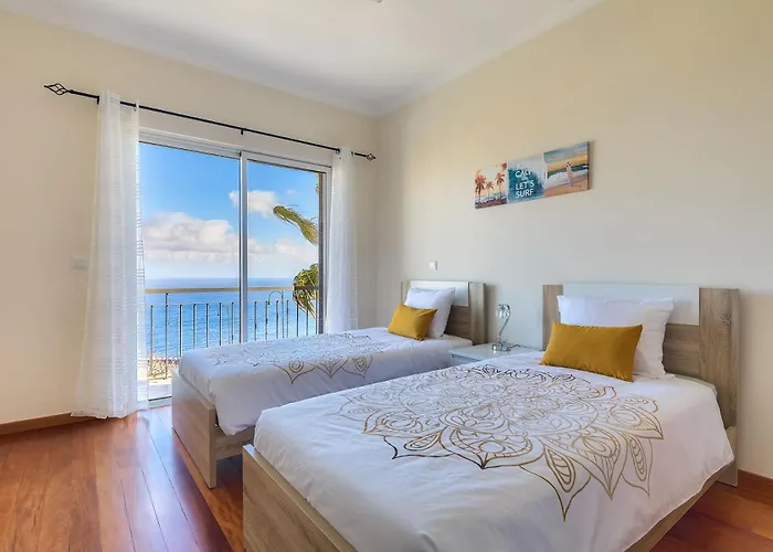 Araujo Da Costa By Hr Madeira Holiday home